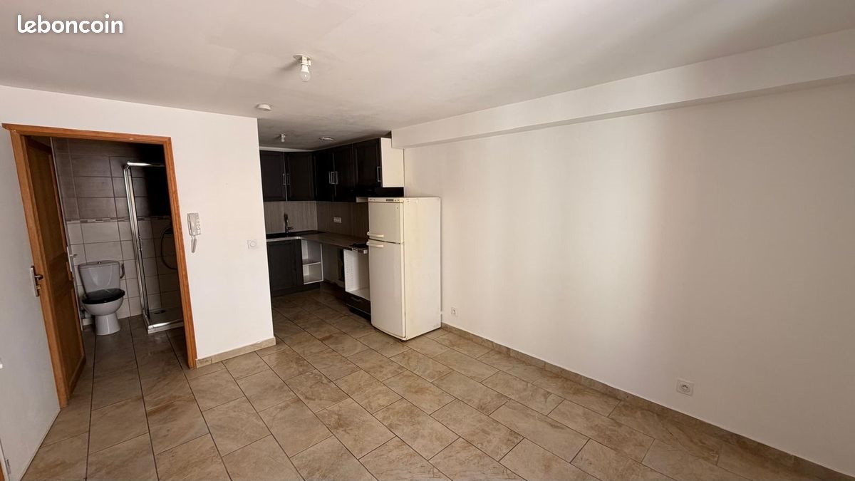 Appartement à louer, 27m², Trans-en-Provence