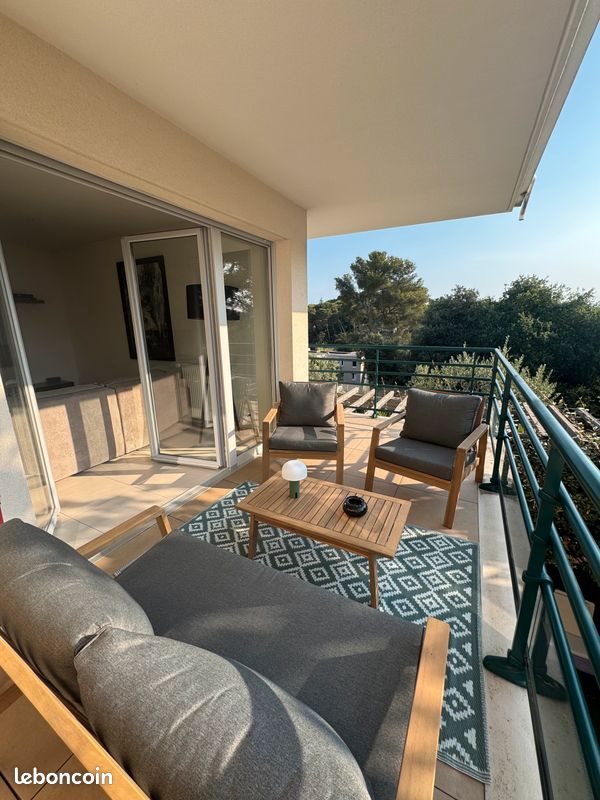 Appartement à louer, 59m², Antibes