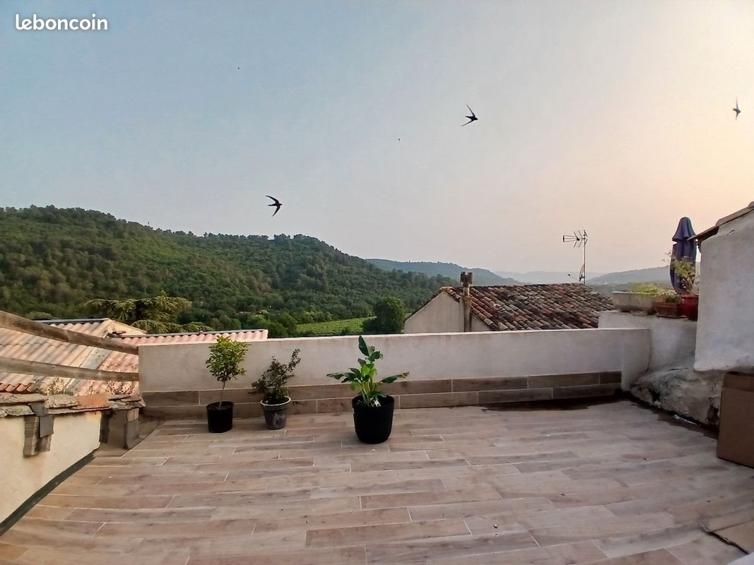 Maison à louer, 120m², Ansouis