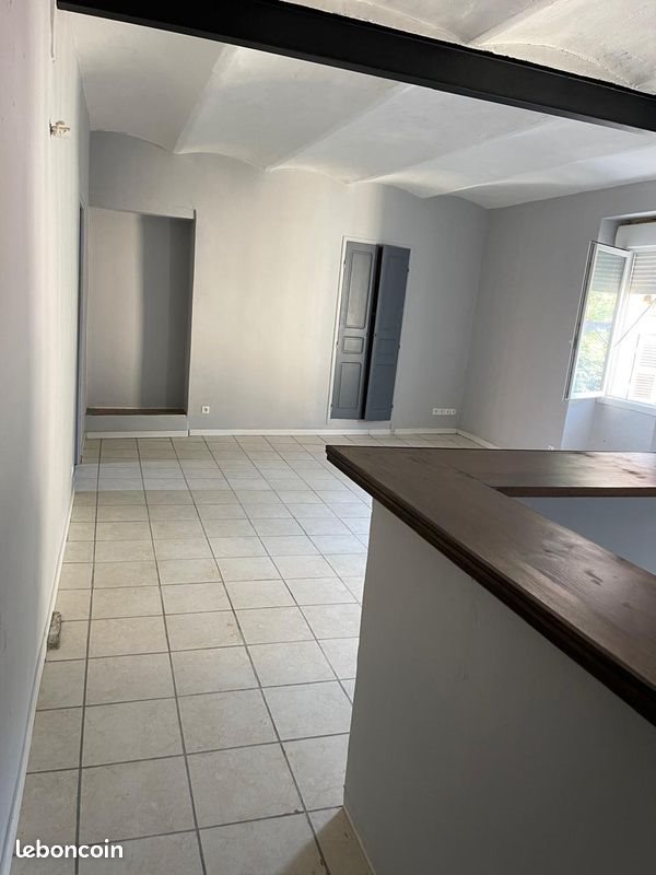 Appartement à louer, 80m², Bessèges