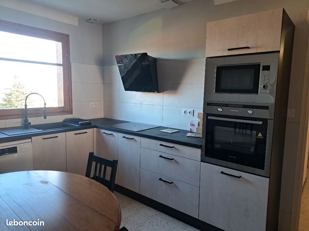 Appartement à louer, 81m², Thuir