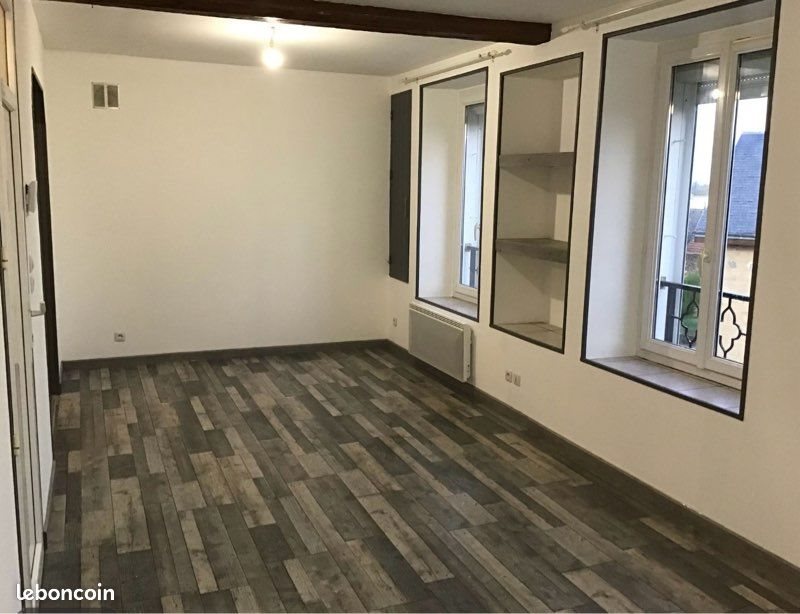 Appartement à louer, 61m², Noyers-Pont-Maugis