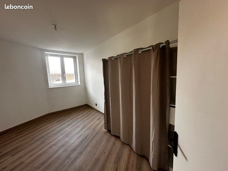Appartement à louer, 70m², Le Chambon-Feugerolles