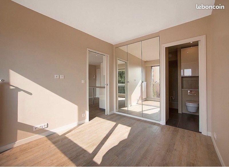 Appartement à louer, 40m², Courbevoie