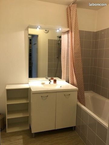 Appartement à louer, 60m², Bègles
