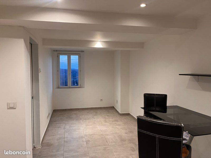 Appartement à louer, 34m², Fayence
