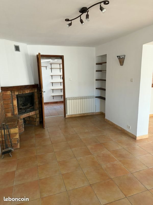 Maison à louer, 110m², Port-Saint-Louis-du-Rhône