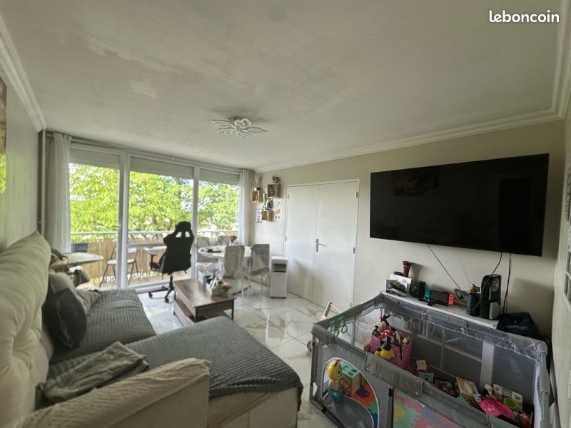 Appartement à louer, 74m², Livry-Gargan