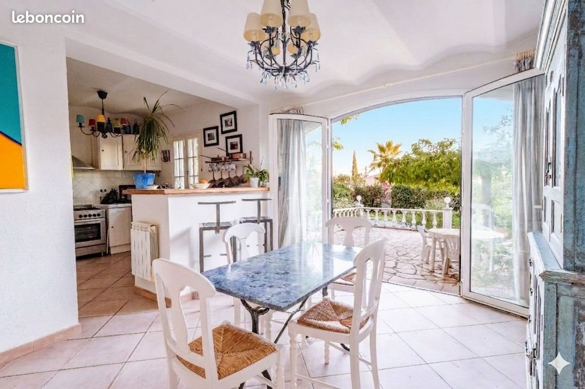 Maison à vendre, 220m², Bandol