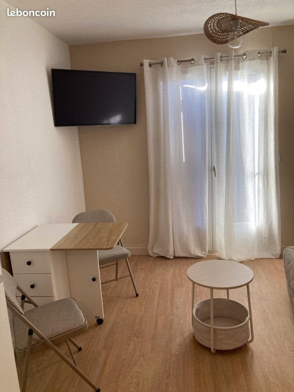 Appartement à louer, 16m², Fréjus