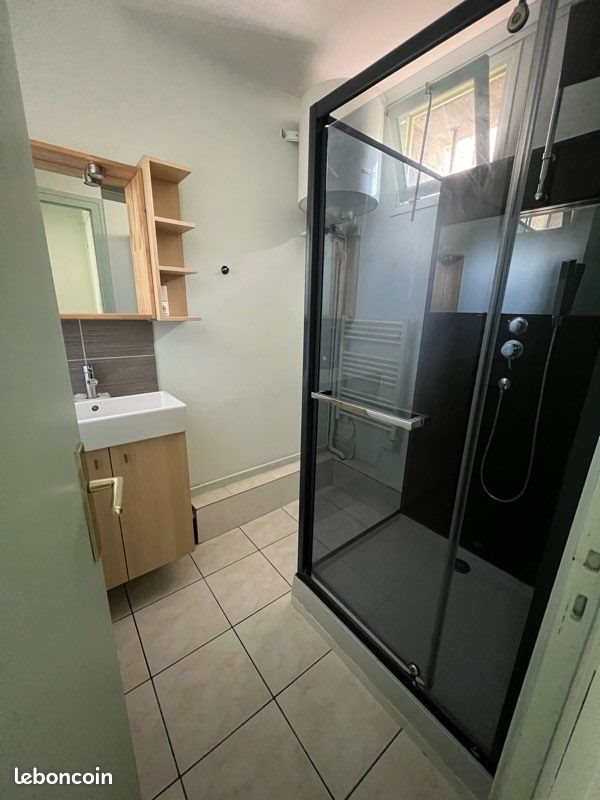 Appartement à louer, 28m², Rochefort