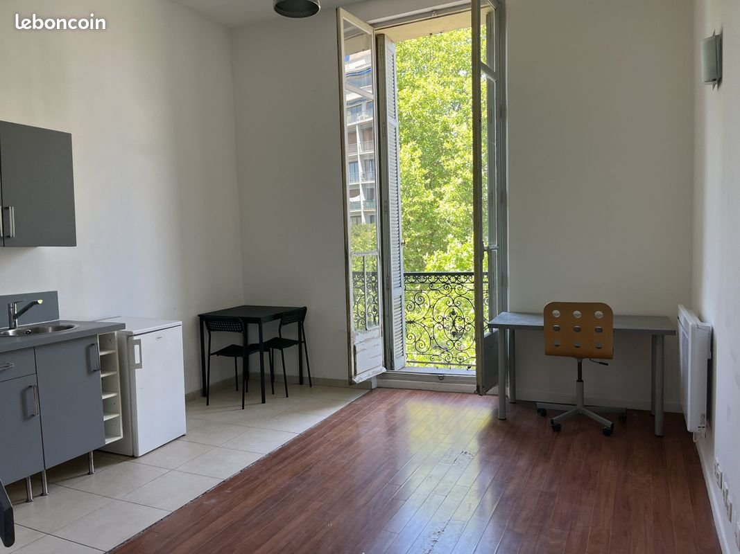 Appartement à louer, 20m², Marseille 1er