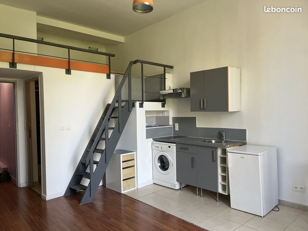 Appartement à louer, 20m², Marseille 1er