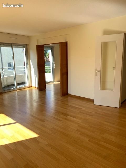 Appartement à louer, 90m², Pau