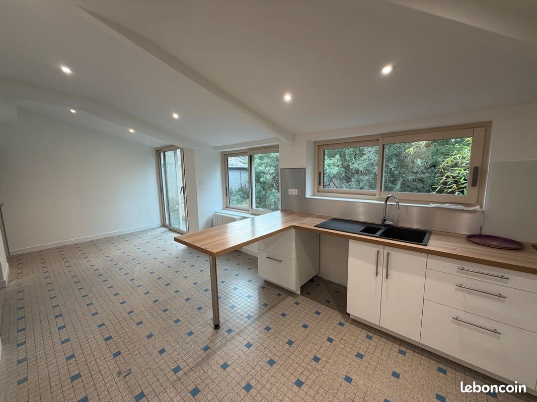 Maison à louer, 104m², Cheffes