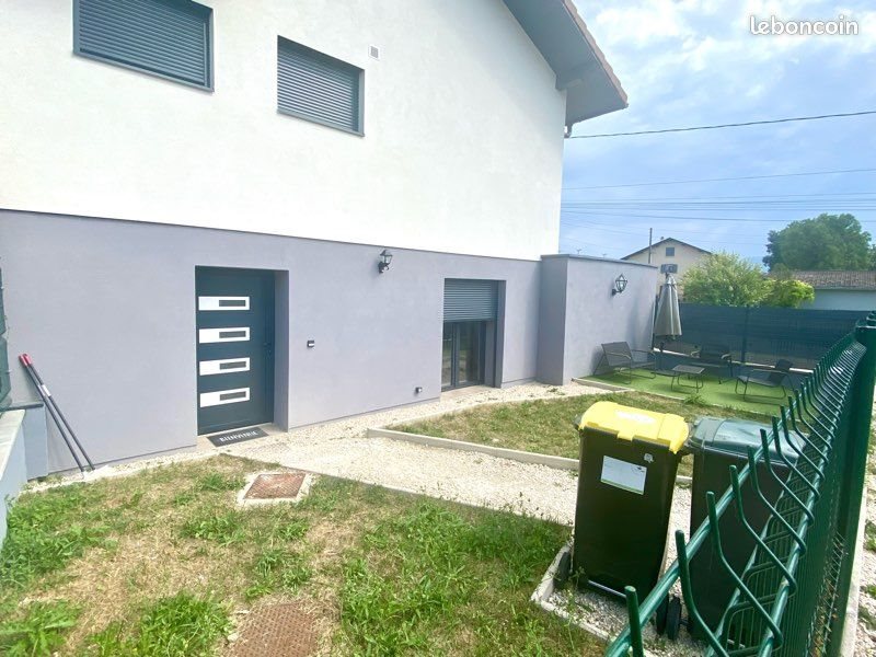 Appartement à louer, 72m², Cranves-Sales