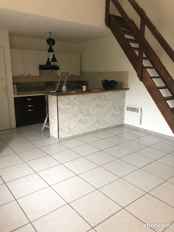 Appartement à louer, 56m², Monteux