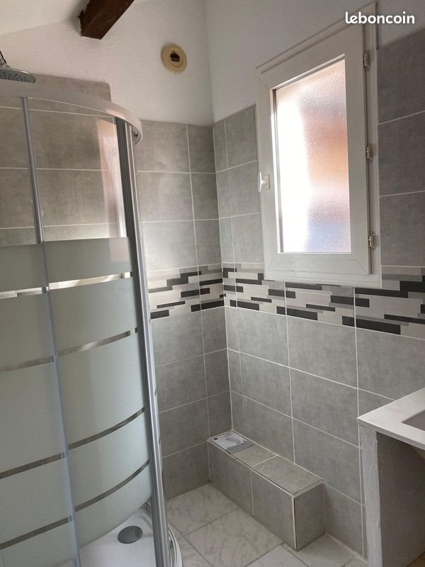 Appartement à louer, 56m², Monteux