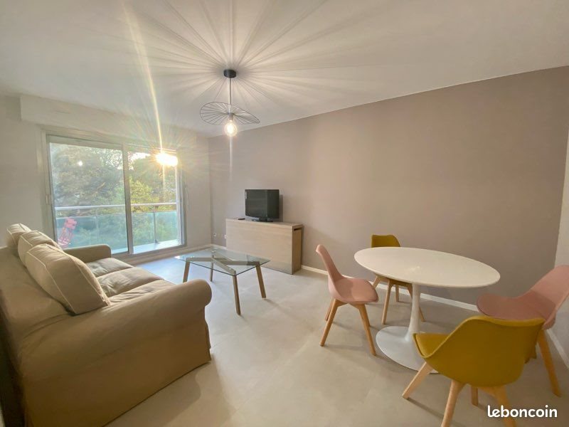 Appartement à louer, 46m², Toulon