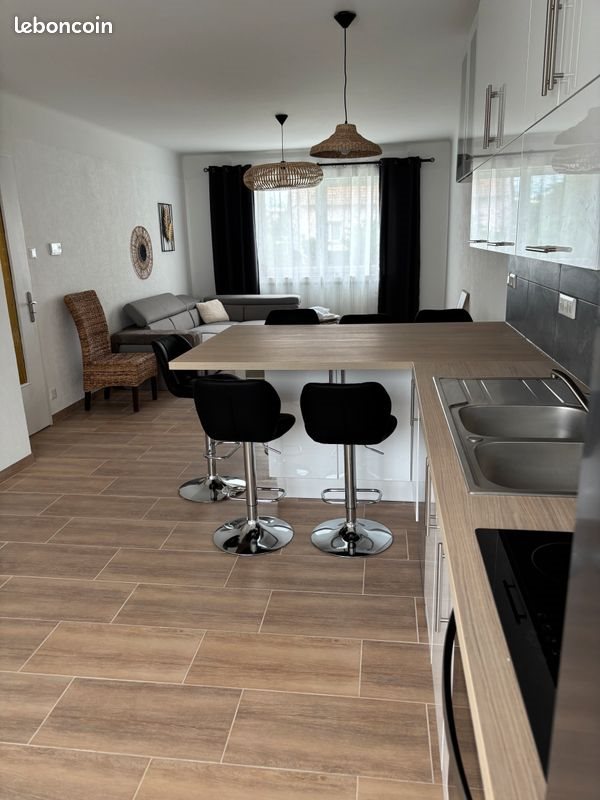 Maison à louer, 110m², Sainte-Croix-en-Plaine