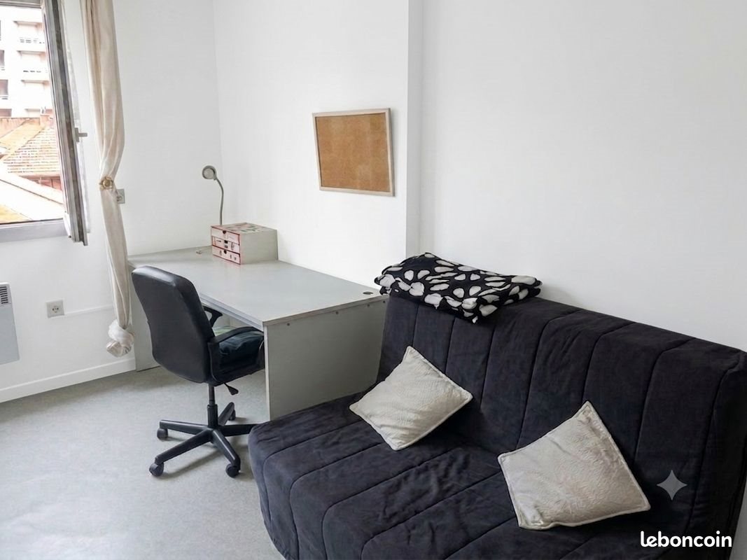 Appartement à louer, 20m², Saint-Etienne