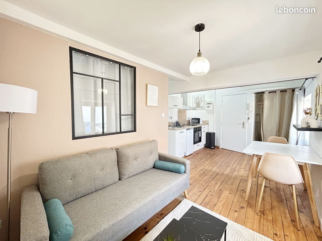 Appartement à louer, 26m², Romans-sur-Isère