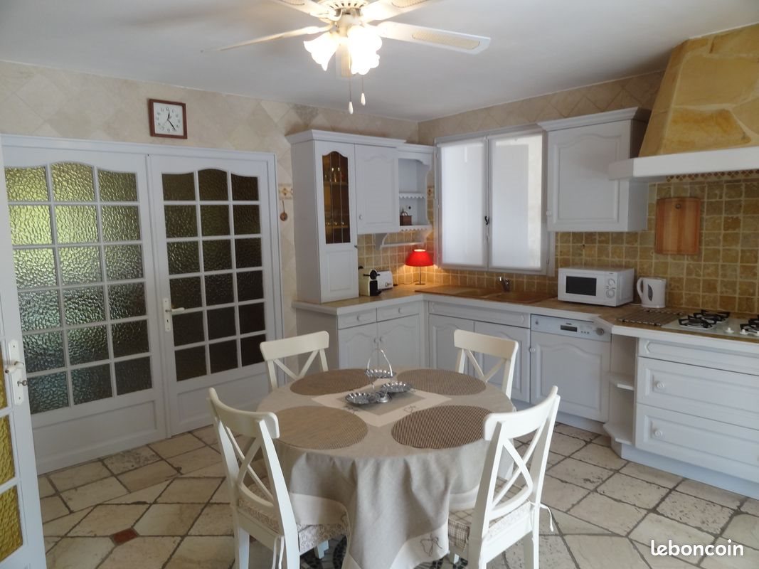 Appartement à louer, 60m², Saint-Rémy-de-Provence