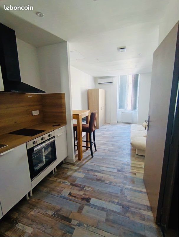 Appartement à louer, 21m², Nîmes