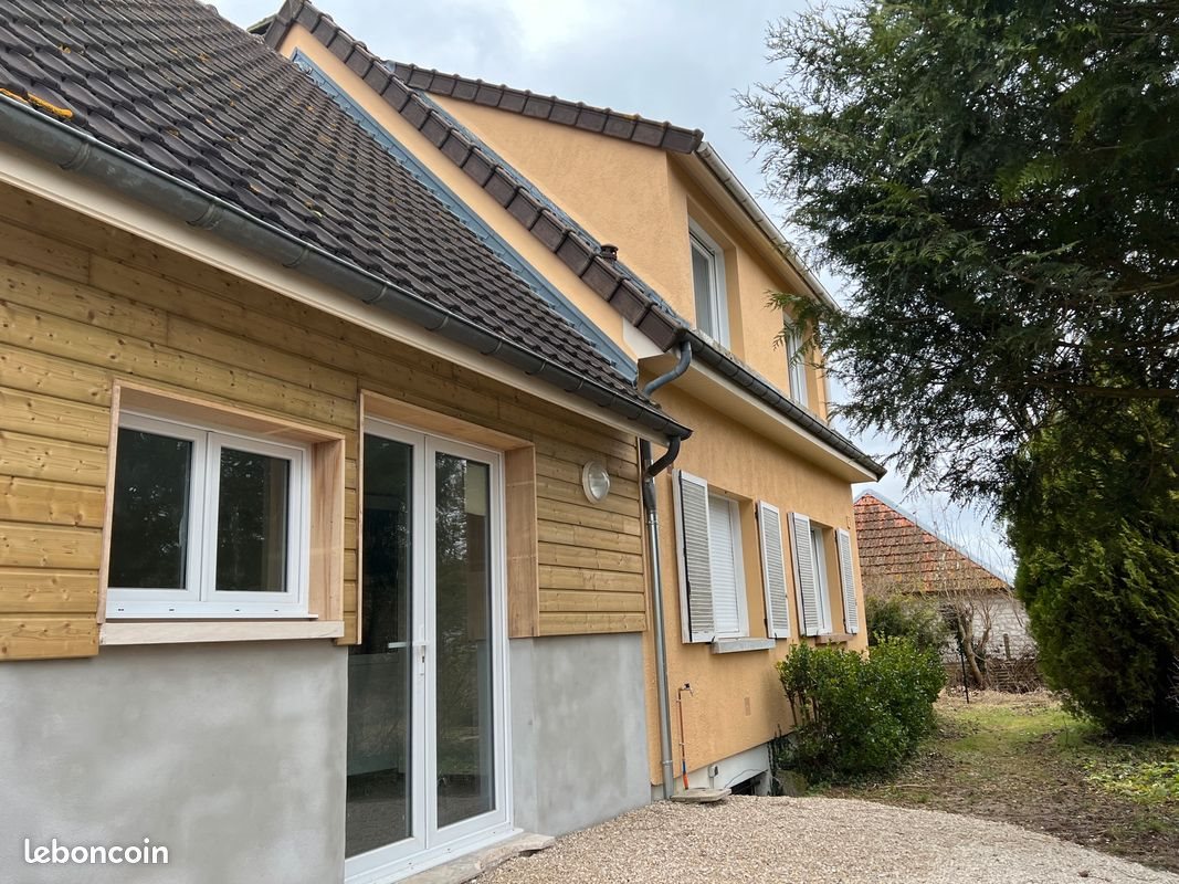 Maison à louer, 105m², Saint-Lyé