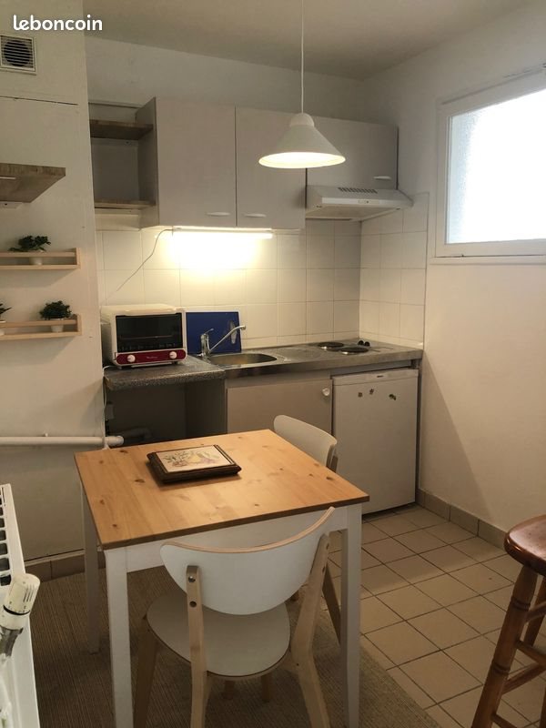 Appartement à louer, 27m², Pau