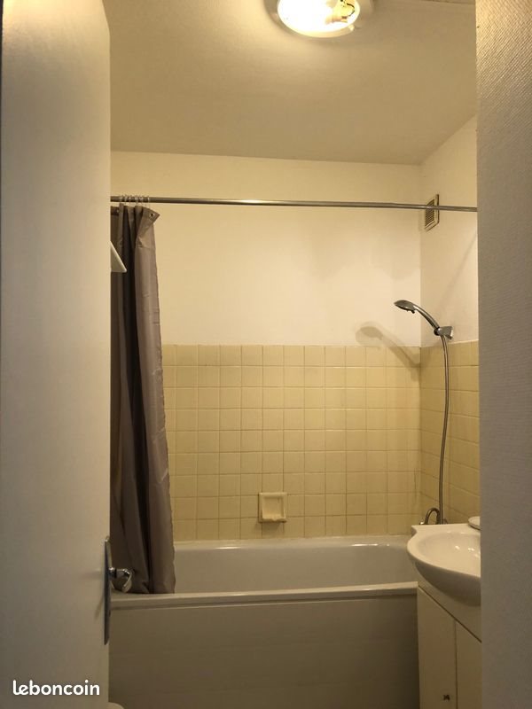 Appartement à louer, 27m², Pau