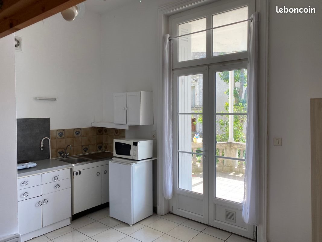 Appartement à louer, 18m², Angoulême