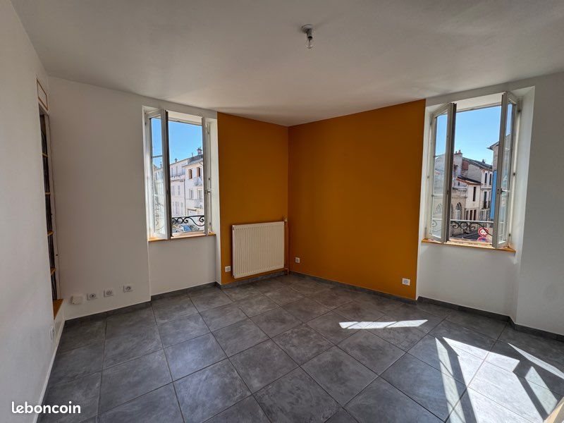 Appartement à louer, 58m², Moulins