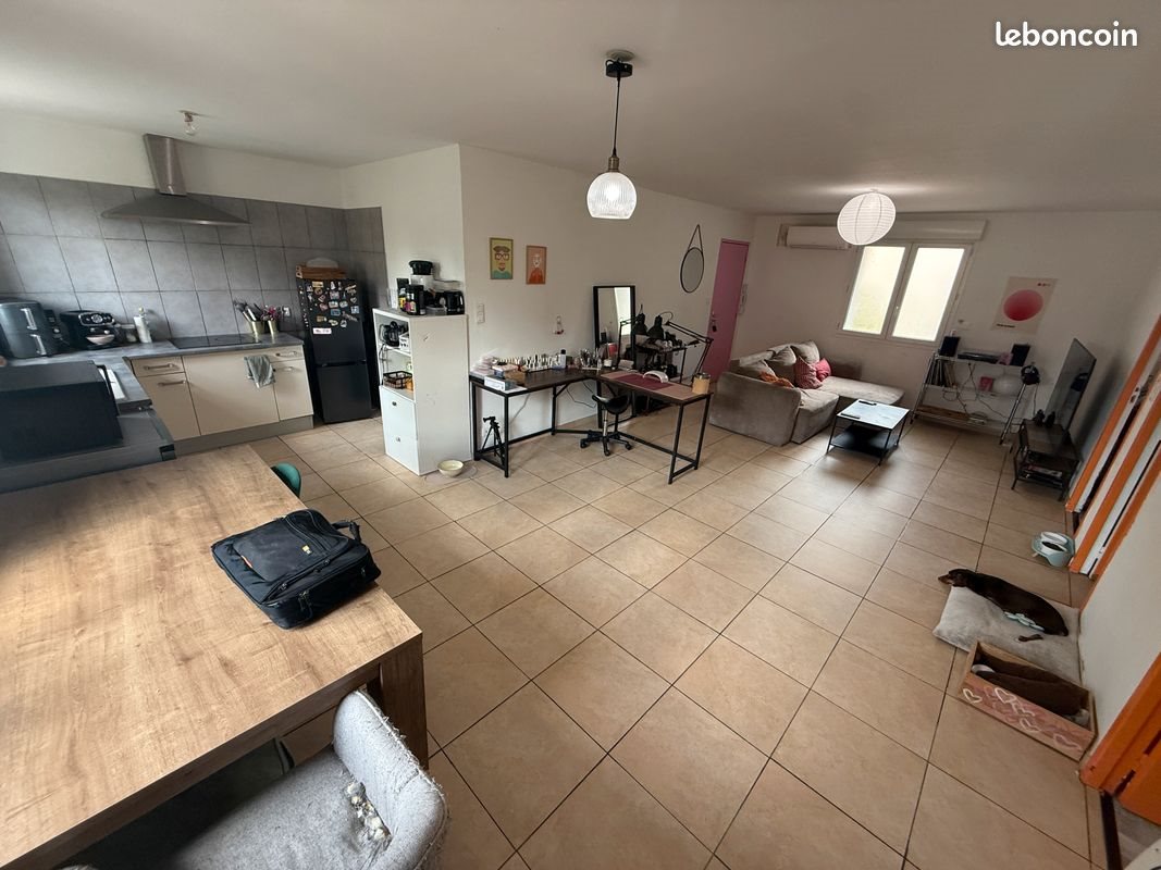 Appartement à louer, 60m², Réalmont