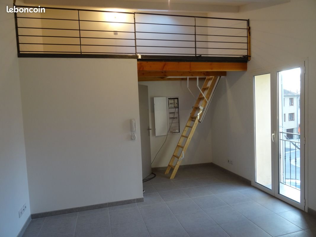 Appartement à louer, 25m², Camaret-sur-Aigues