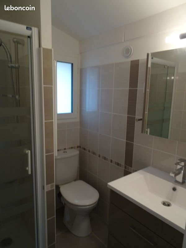 Appartement à louer, 25m², Camaret-sur-Aigues