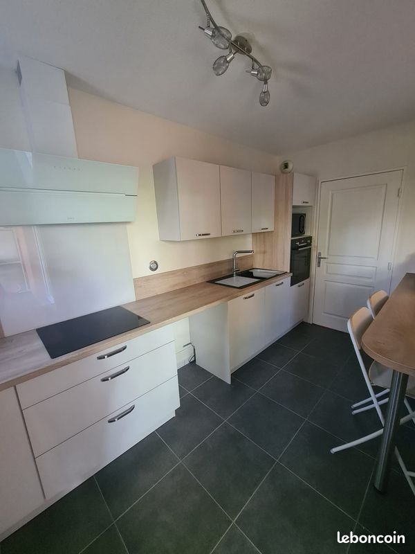 Appartement à louer, 70m², Pau
