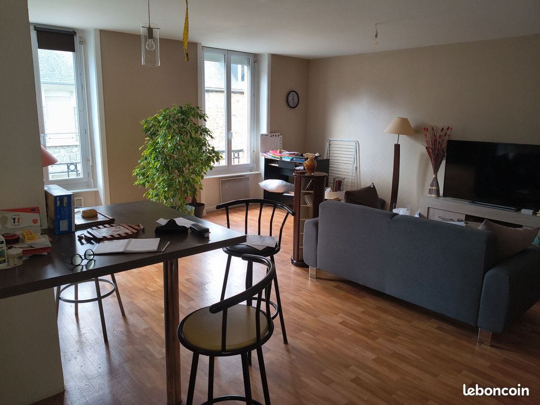 Appartement à louer, 90m², Yffiniac
