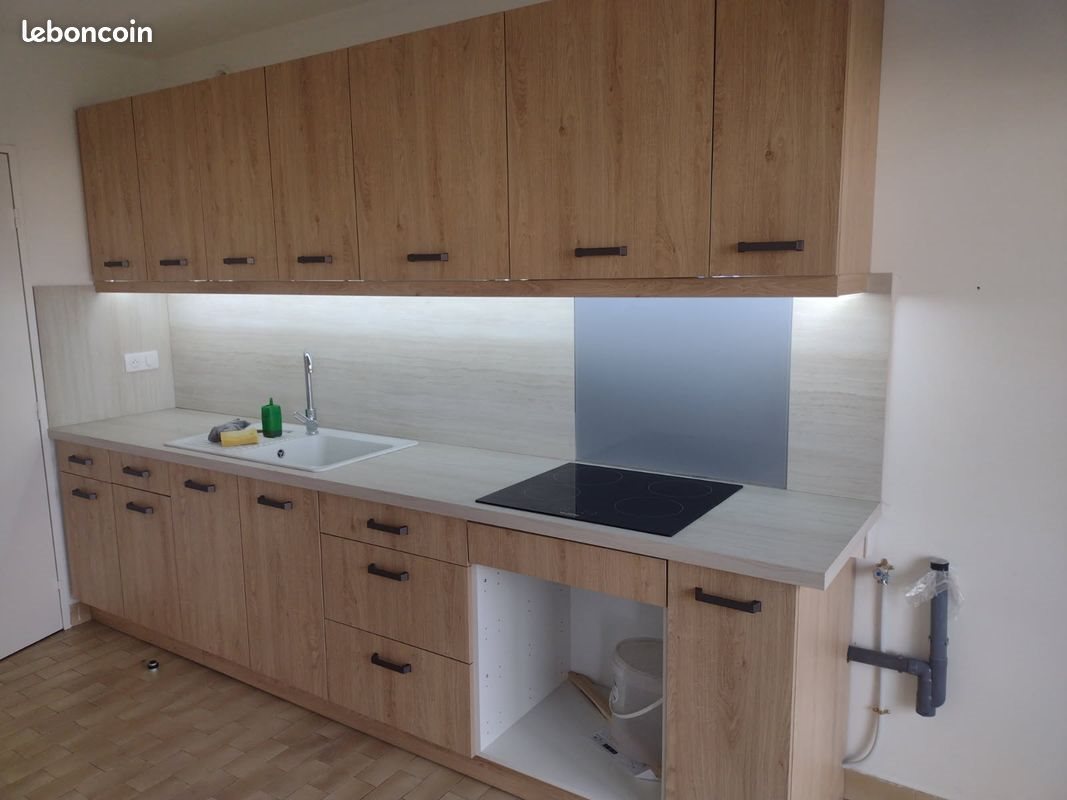 Appartement à louer, 68m², Marseille 8ème