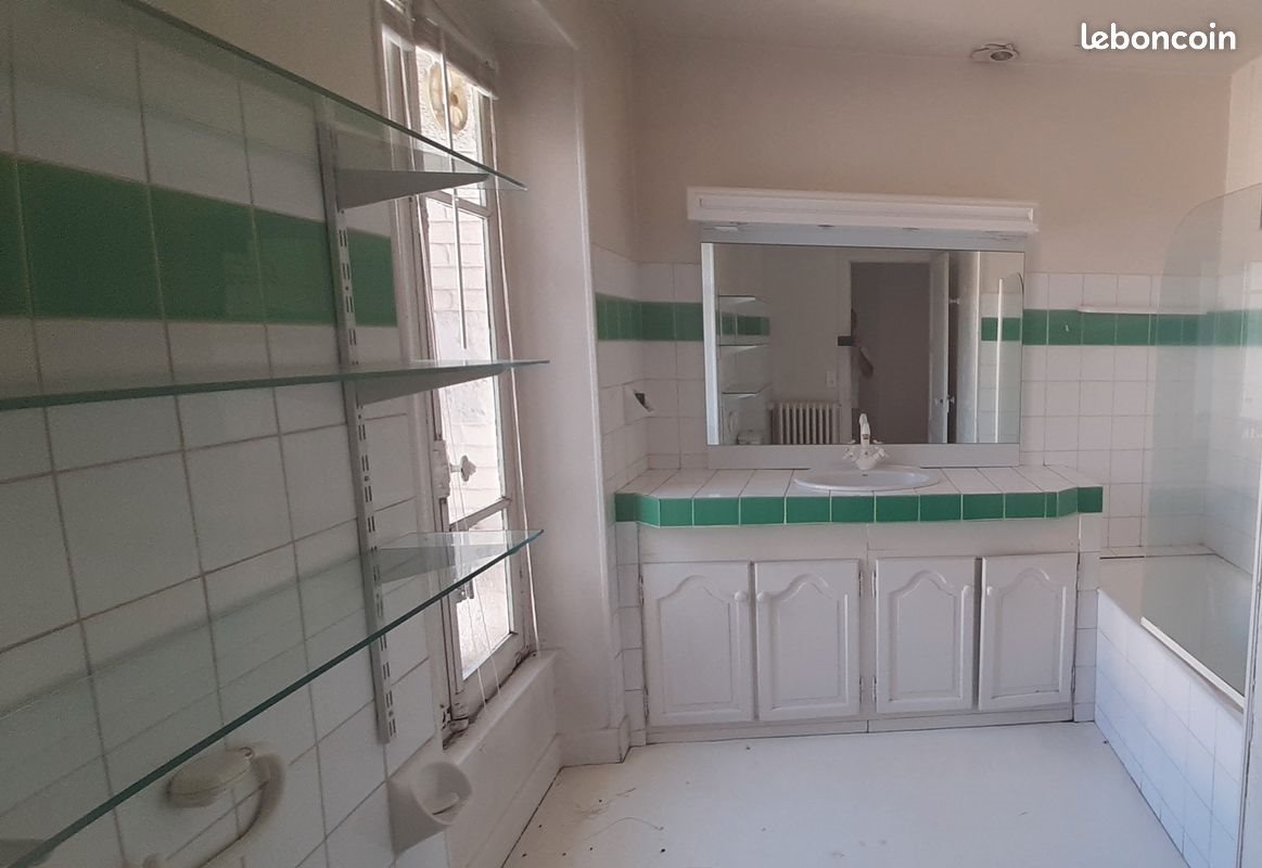 Appartement à louer, 65m², Royat