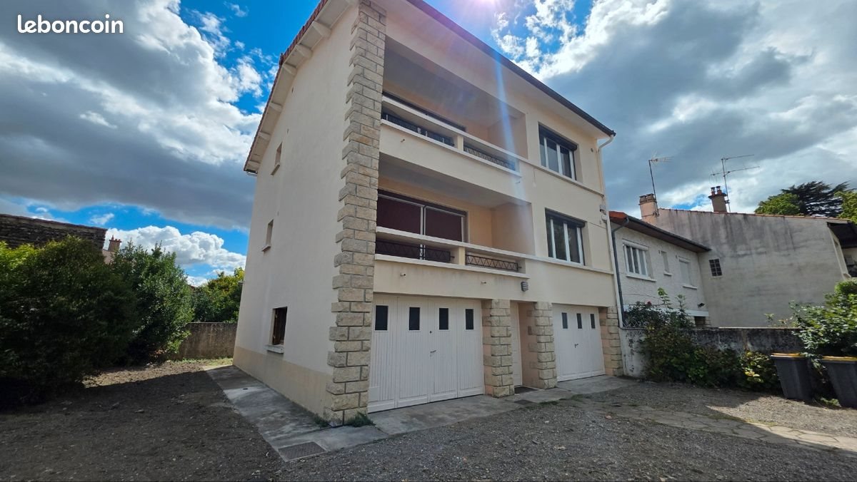Appartement à vendre, 73m², Cébazat