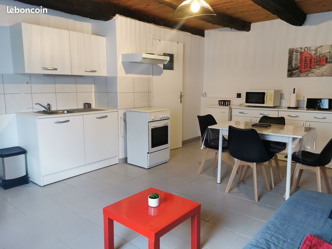 Maison à louer, 25m², Plounévez-Quintin