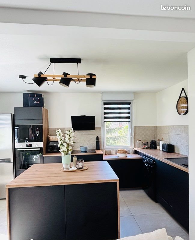 Appartement à vendre, 54m², Pont-de-Chéruy