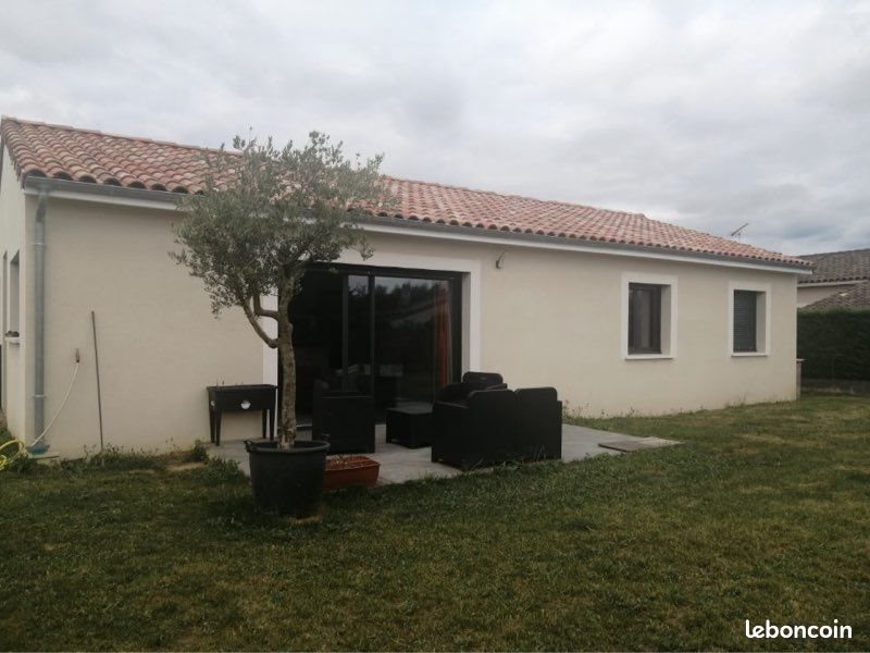 Maison à louer, 85m², Dénat