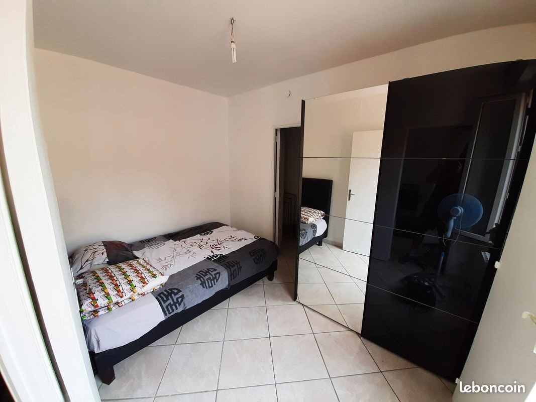 Appartement à louer, 32m², Nîmes