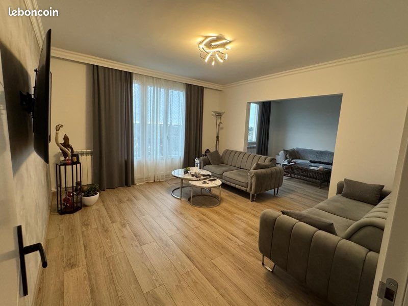 Appartement à louer, 82m², Tours