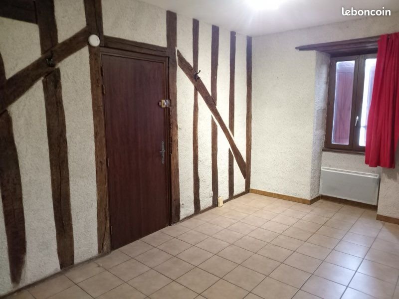 Appartement à louer, 38m², Moulins