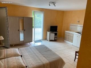 Appartement à louer, 22m², Figeac