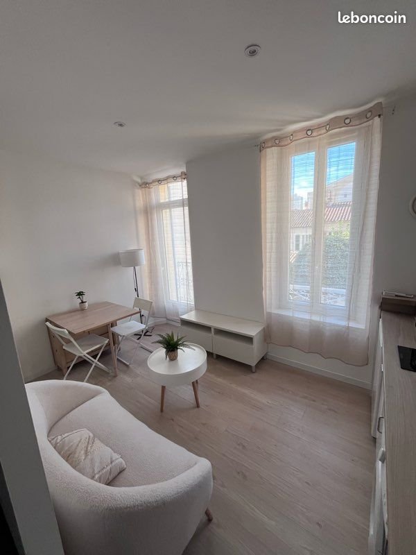 Appartement à louer, 21m², Toulon