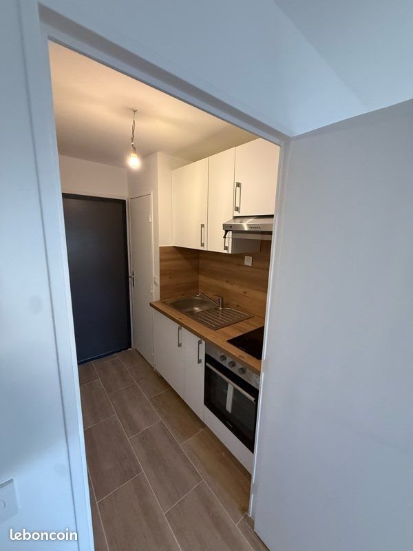 Appartement à louer, 25m², Cergy